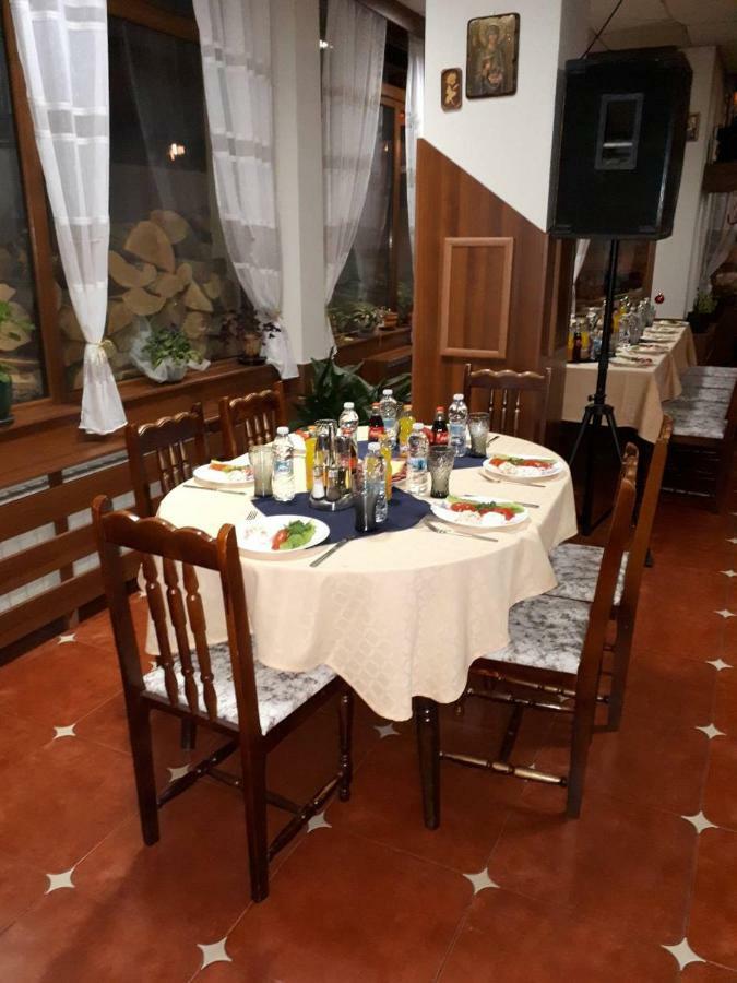 Стаи За Гости - Семейна Къща За Гости Ивел Bansko Exterior photo