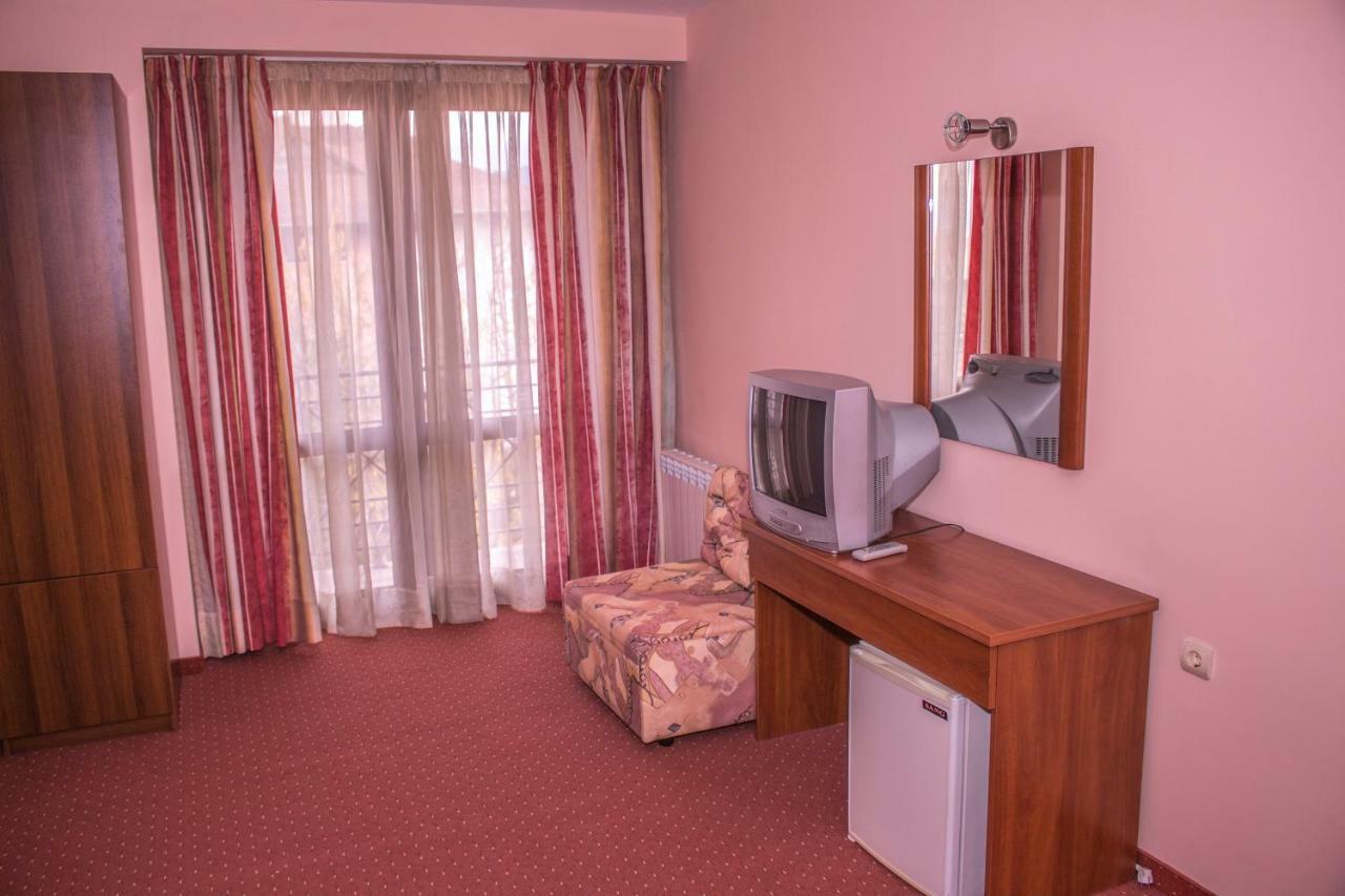 Стаи За Гости - Семейна Къща За Гости Ивел Bansko Exterior photo