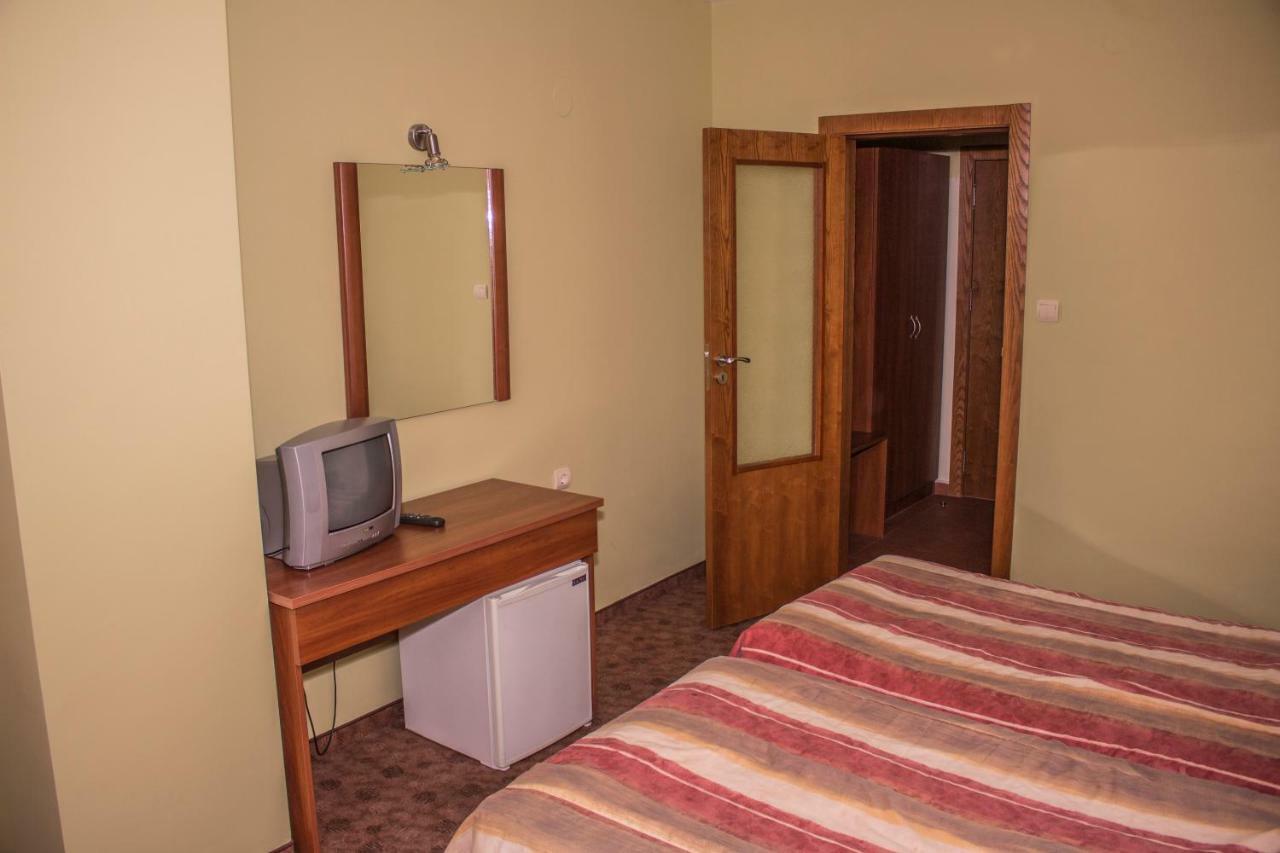 Стаи За Гости - Семейна Къща За Гости Ивел Bansko Exterior photo
